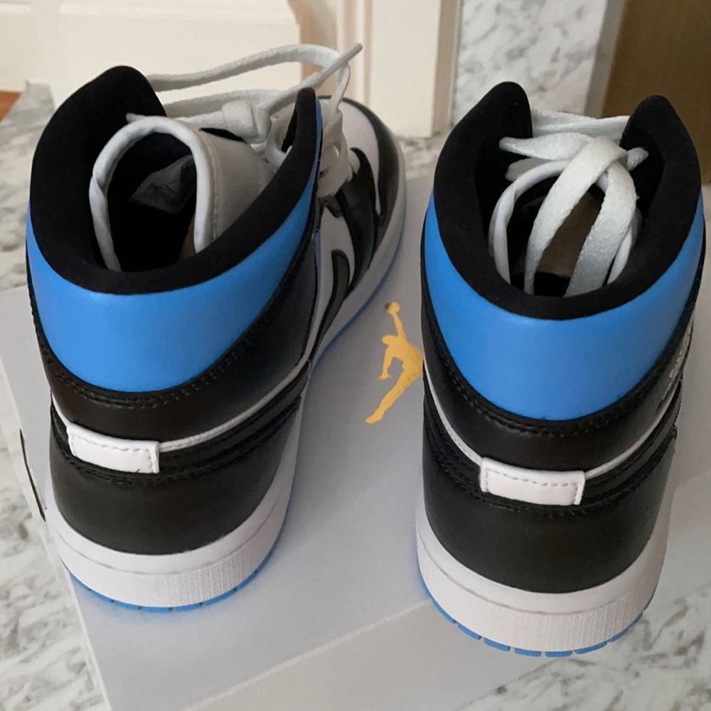Brand New Air Jordan’s - Picture 3 of 4